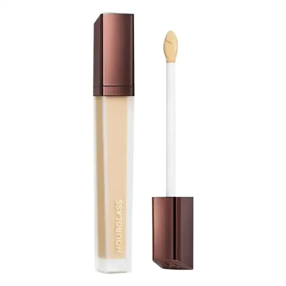 Hydrating Glossy Lip Balm
