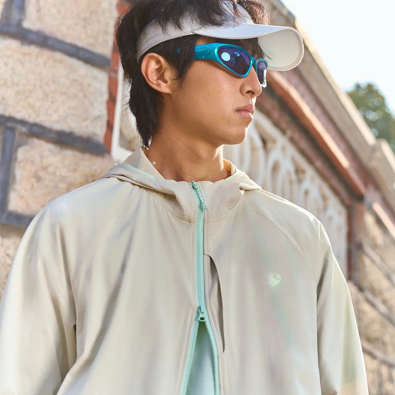 Lightweight Sunscreen Hooded Jacket
